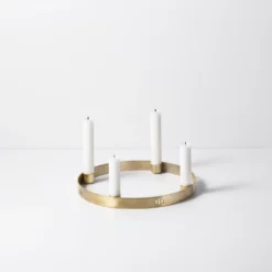 Ferm LIVING Circle Kaarsenhouder Messing -Woondecoratie Winkel 25057 02 05 e03ea1bf6b scaled