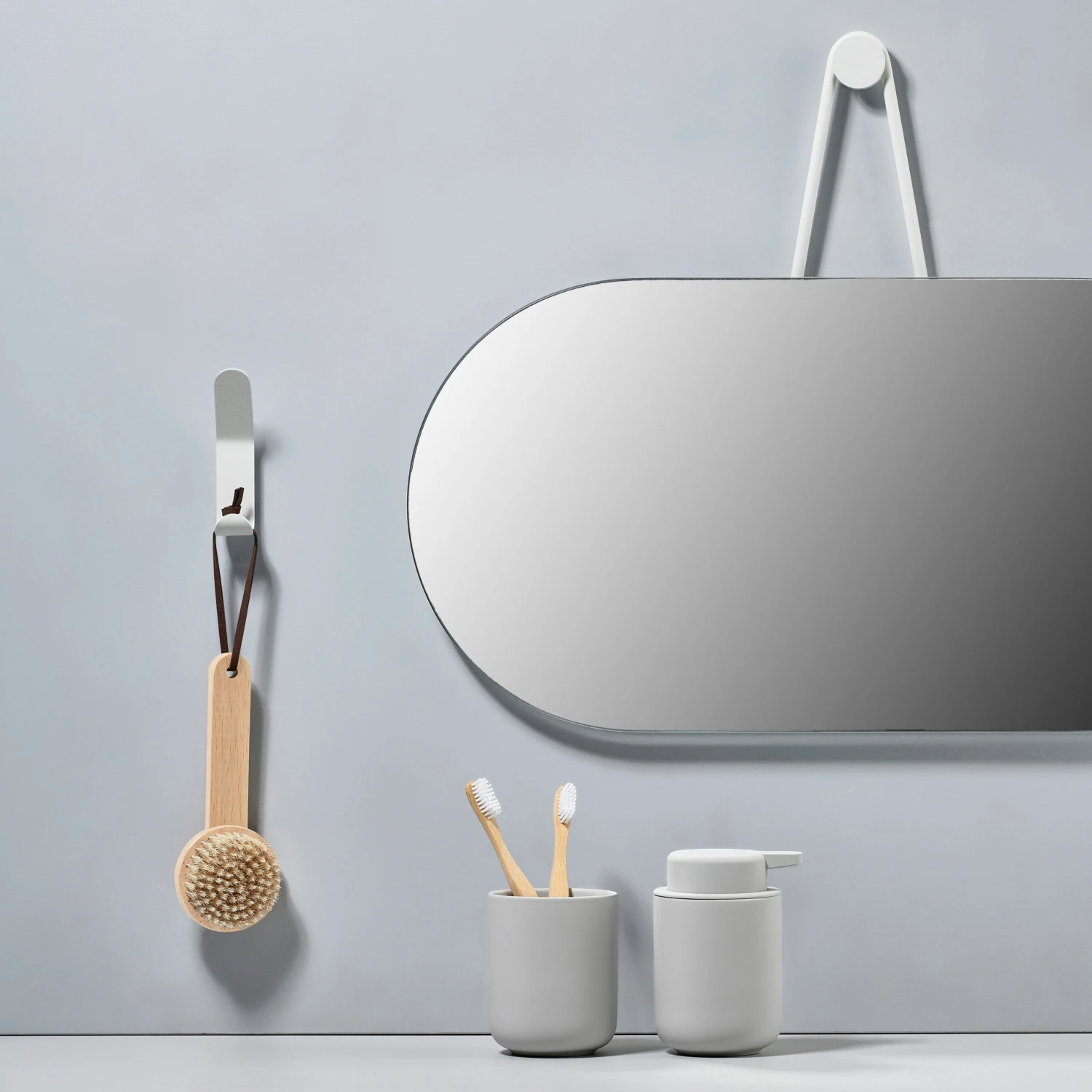 Zone Denmark A-Mirror Wandspiegel 2 Zone Denmark A-Mirror Wandspiegel - Afbeelding 2