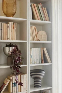 AYTM STILLA Klok 15,8x16 Cm -Woondecoratie Winkel 570578 01 11 EnvironmentImage 642ab9fd22