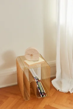 AYTM STILLA Klok 15,8x16 Cm -Woondecoratie Winkel 570578 01 9 EnvironmentImage 05a8a07cd1