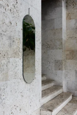 Moebe Wandspiegel 40,4x146,9 Cm 11 Moebe Wandspiegel 40,4x146,9 Cm -Woondecoratie Winkel 571796 01 43 EnvironmentImage 48b68b2244 scaled