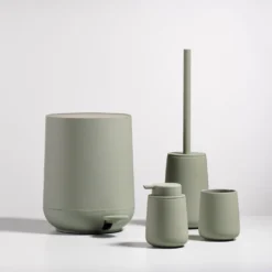 Zone Denmark Nova One Toiletborstel -Woondecoratie Winkel Nova One zone matchagreen miljo 1 350ae0748c