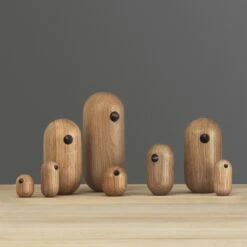 Normann Copenhagen Little Bird Figuur Eikenhout -Woondecoratie Winkel p 29860 02 03 42dedc78fa