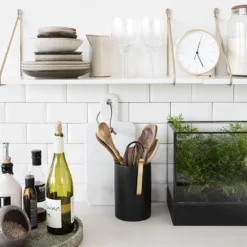 House Doctor Hannah Tafelklok 15 Cm. -Woondecoratie Winkel p 31367 01 03 2cff2e63d7 scaled